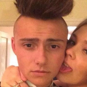 Meet your Posher, Foot